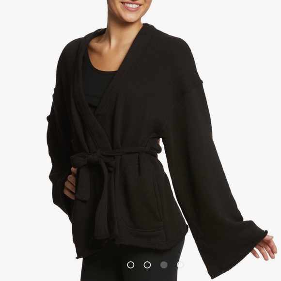 SPIRITUAL GANGSTER FLORAL EMBROIDERED WRAP KIMONO - Picture 15 of 16